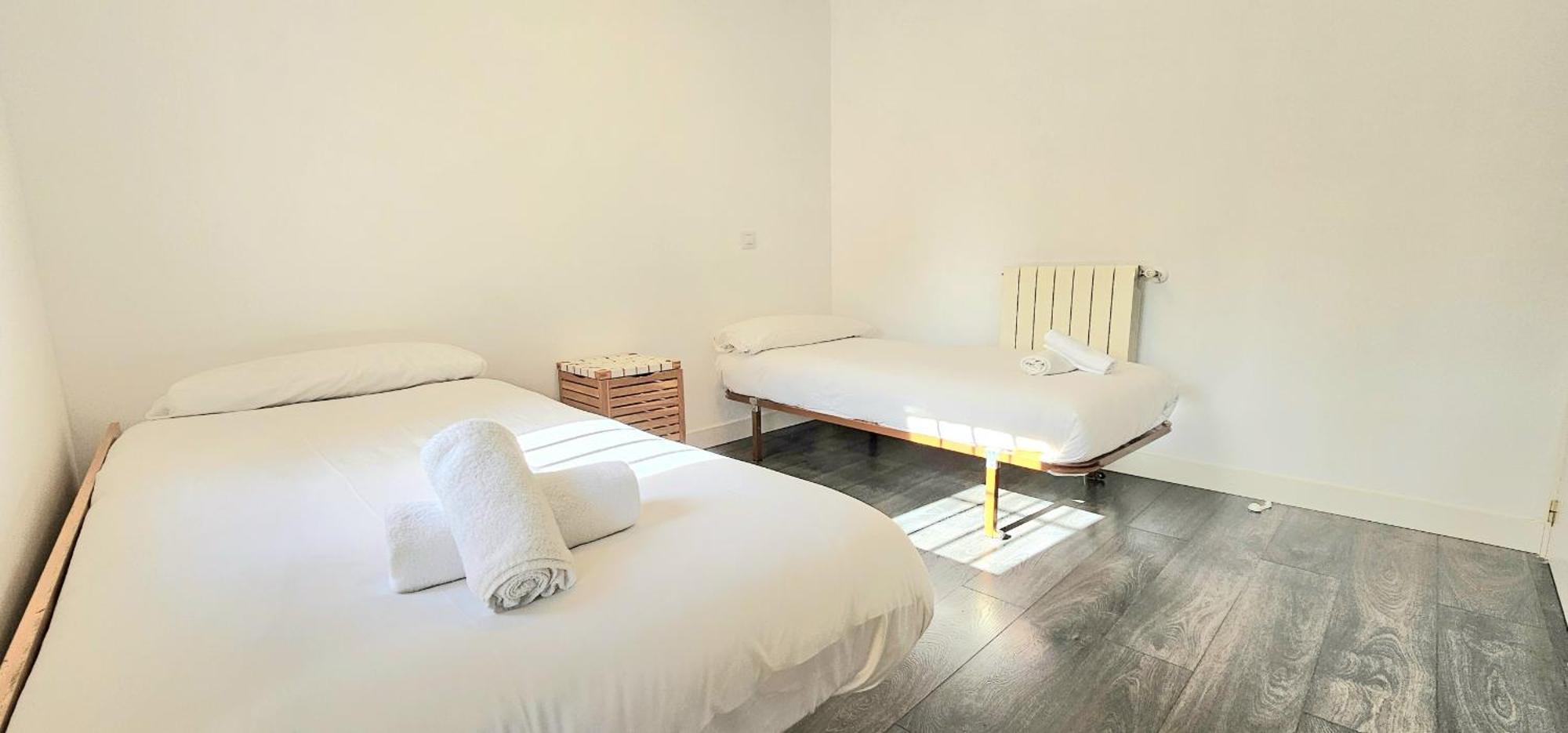 Apartamento Para 5 Personas Cerca De Ifema Y Aeropuerto Alquiler Temporal Мадрид Экстерьер фото